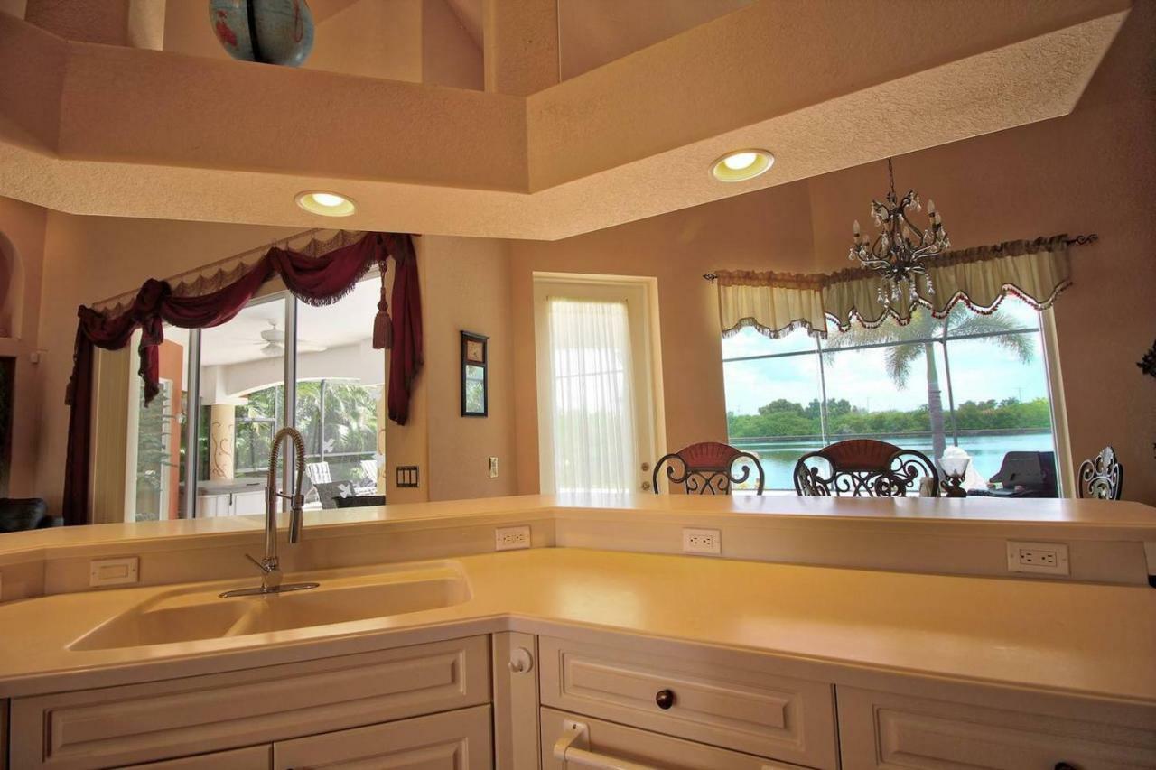 Villa Princess เคปคอรัล ภายนอก รูปภาพ